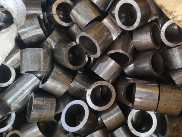 东兴无缝钢管切割